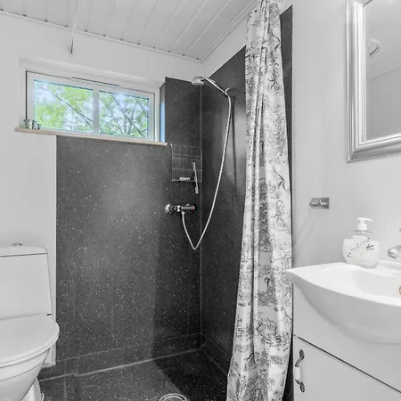 Two-bedroom In Ebeltoft