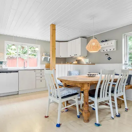 Two-bedroom In * Ebeltoft